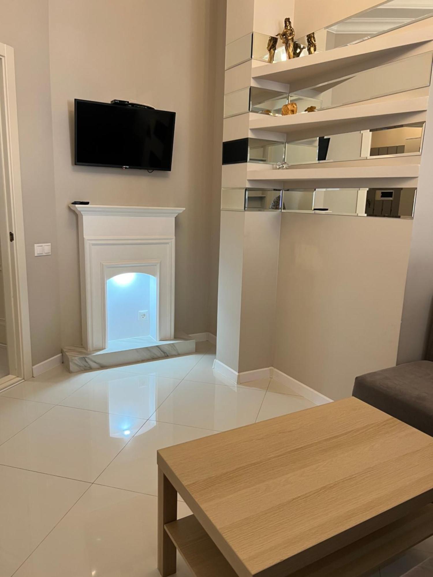 Luxury Exclusive Apartments Skyhouse Exfactor 基希讷乌 外观 照片